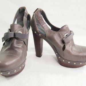 Ugg "Celestina" Gray Leather Platform Heels Sz 7.5